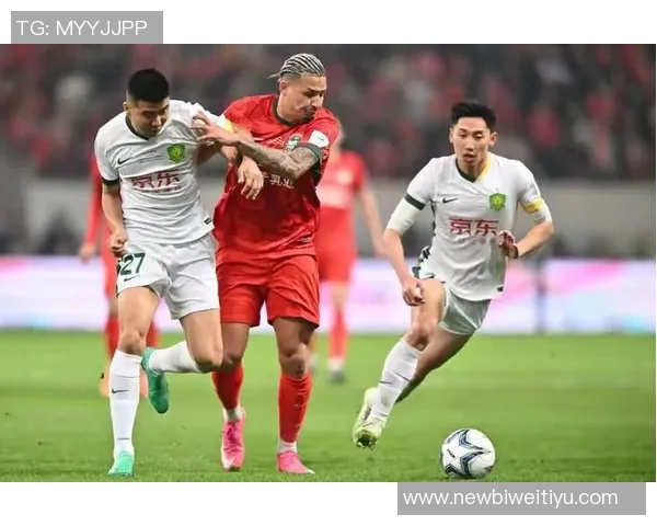 国安代理主教练拉米罗昨晚离京引发转正猜测球迷热议